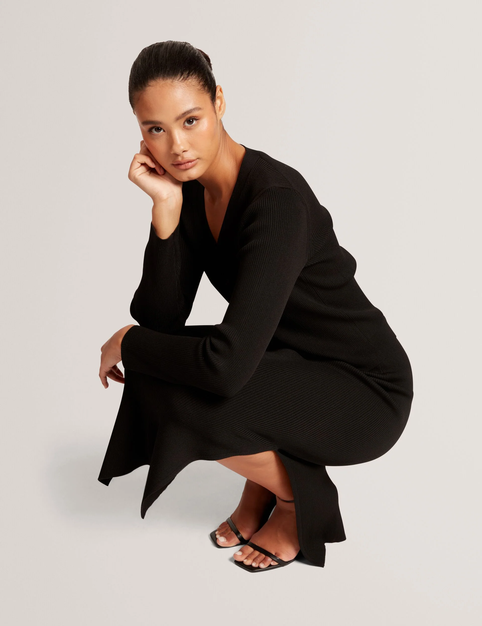 V-NECK CARDIGAN WITH RIB | BLACK - Image 7