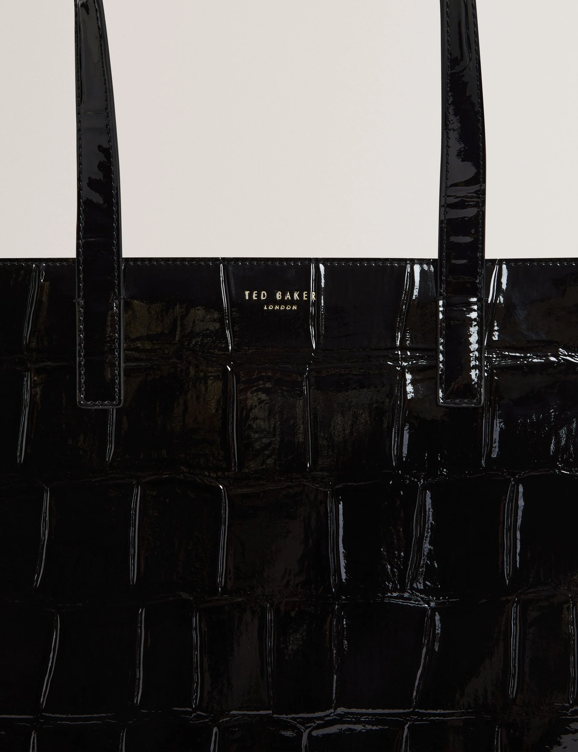 VANNDA | BLACK - Image 3