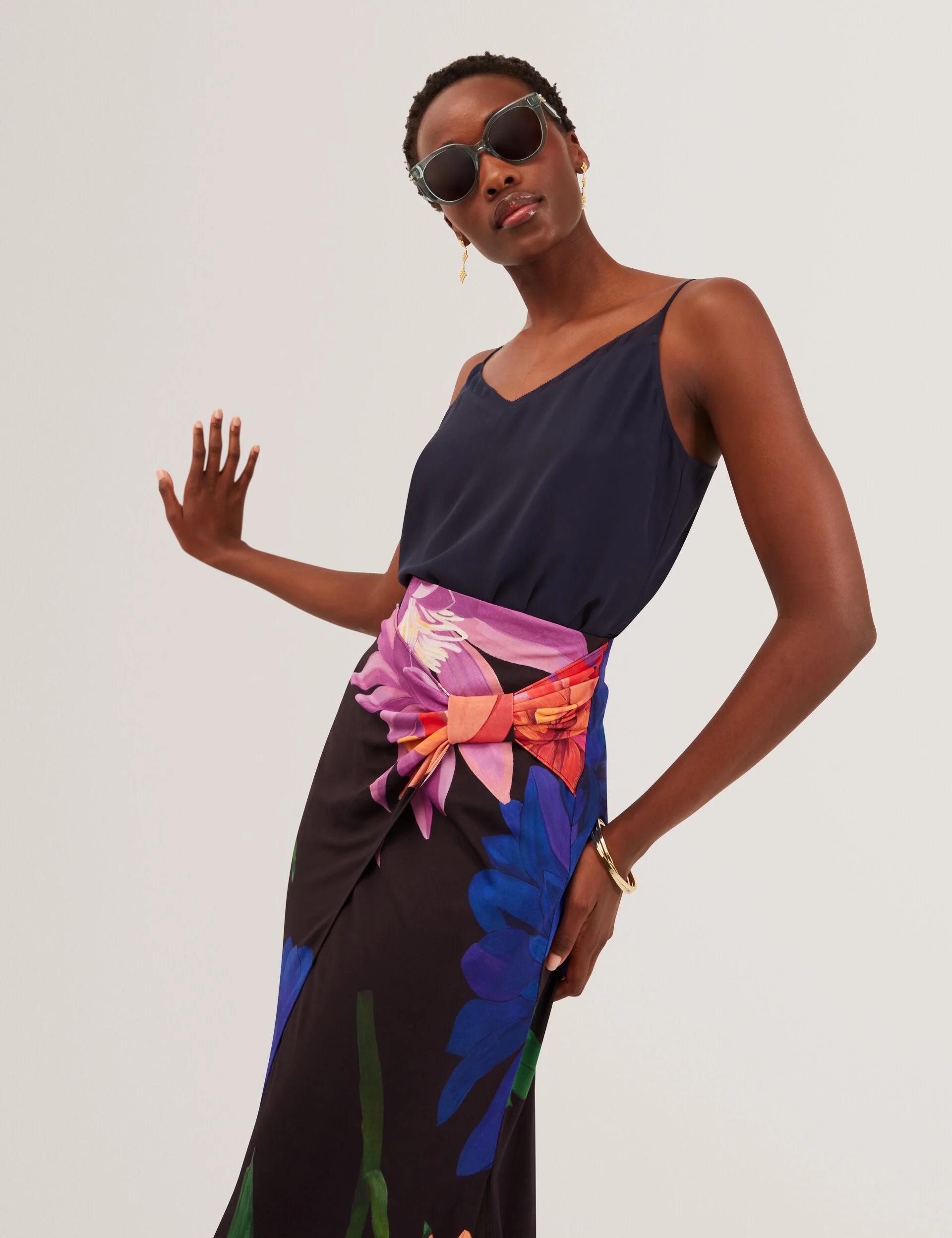 VARNIA | BLACK - Image 6
