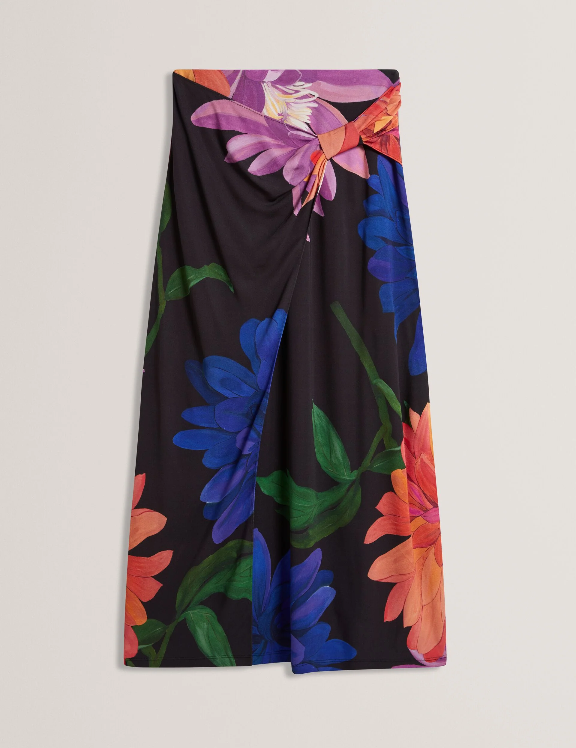 VARNIA | BLACK - Image 8