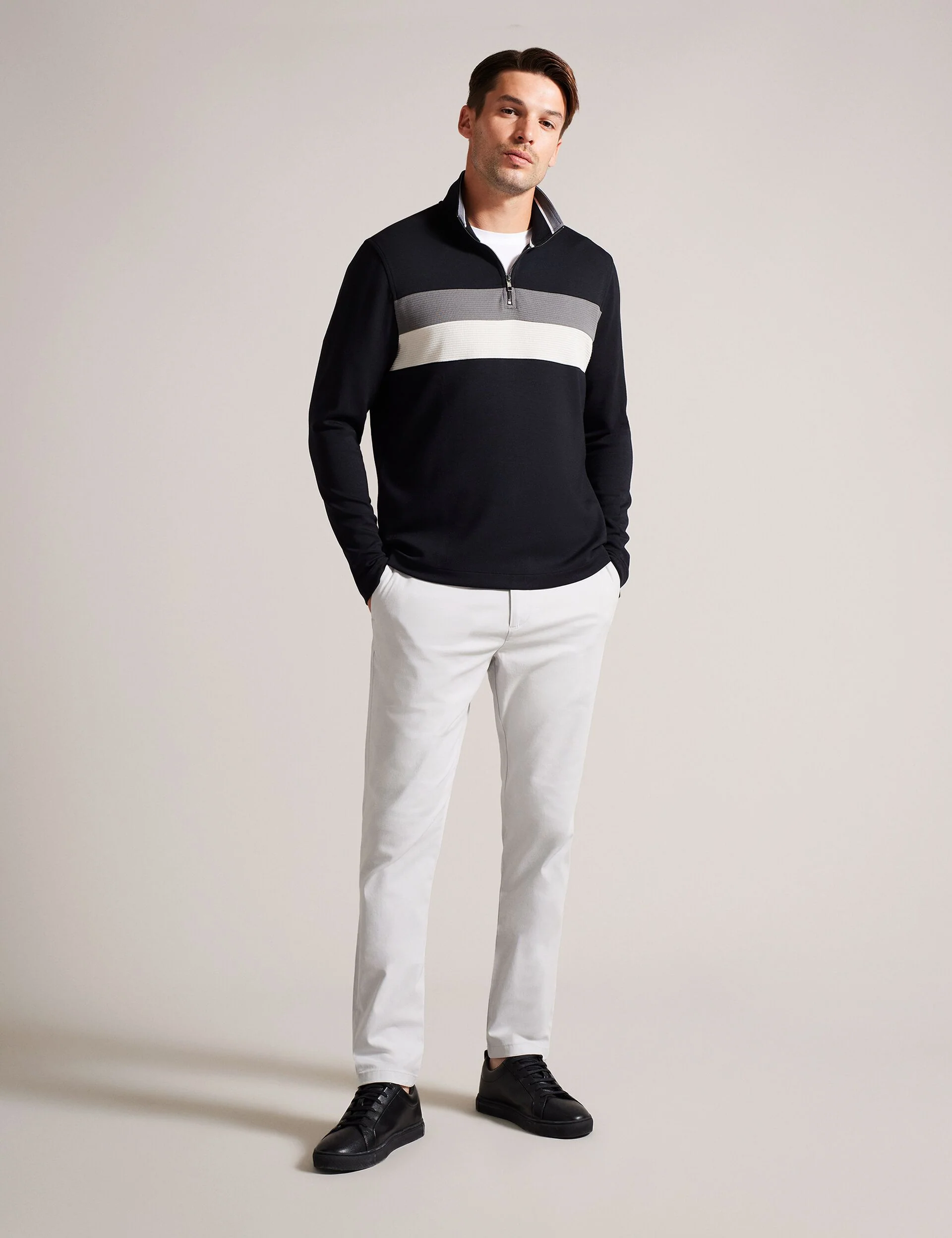 VELLER | BLACK - Image 5