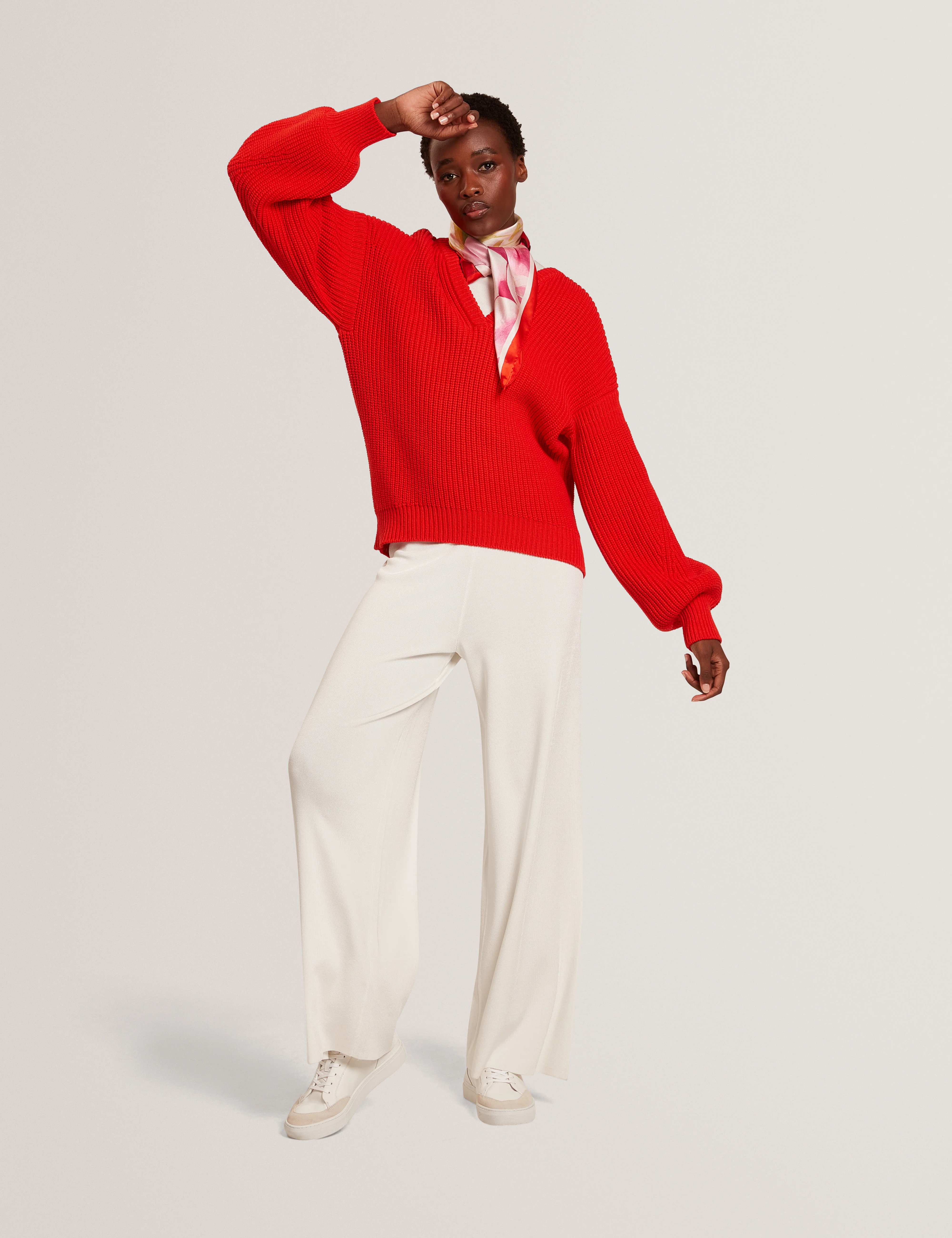 VELMEE | RED - Image 2