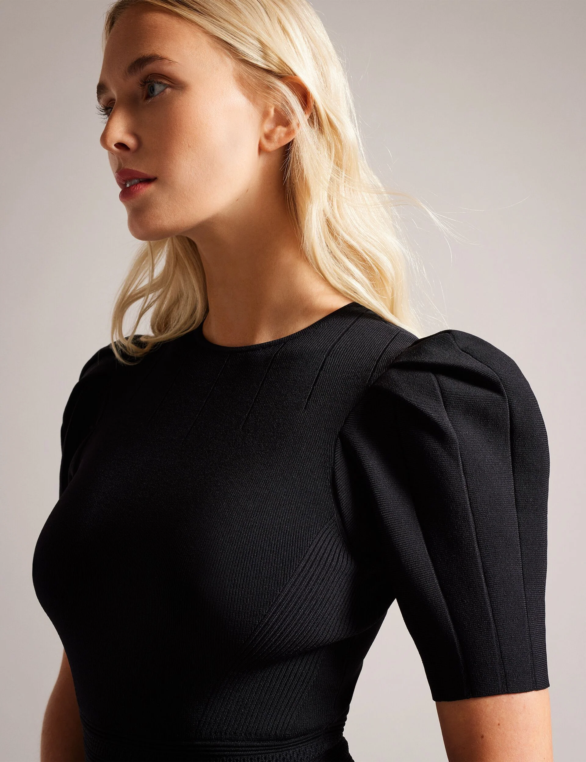 VELVEY | BLACK - Image 4