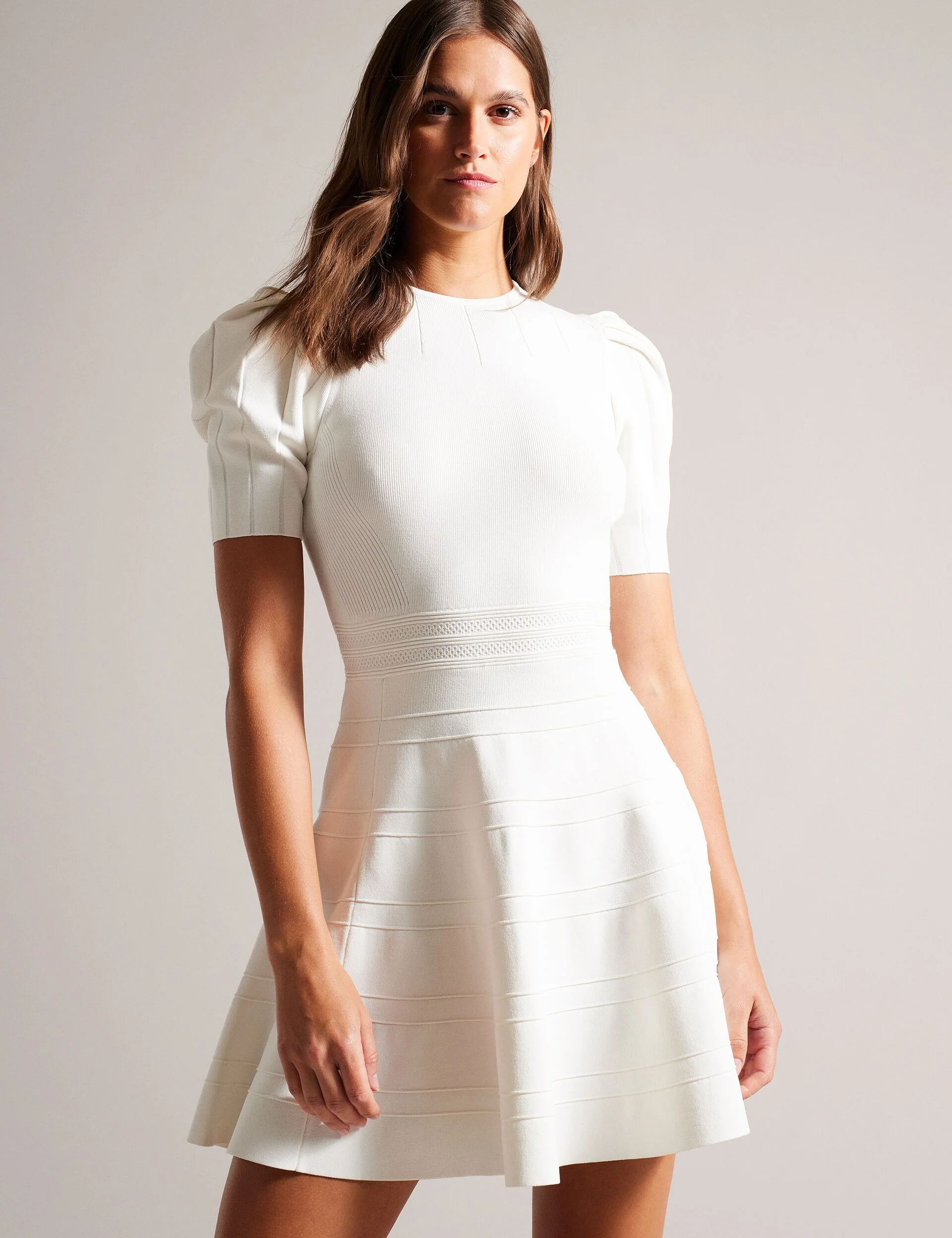 VELVEY | WHITE - Image 2