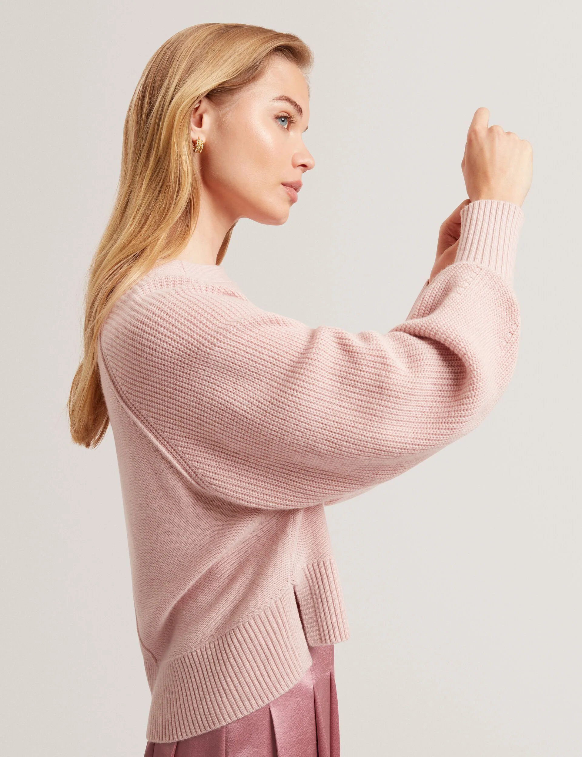 VICCKII | PALE PINK - Image 4
