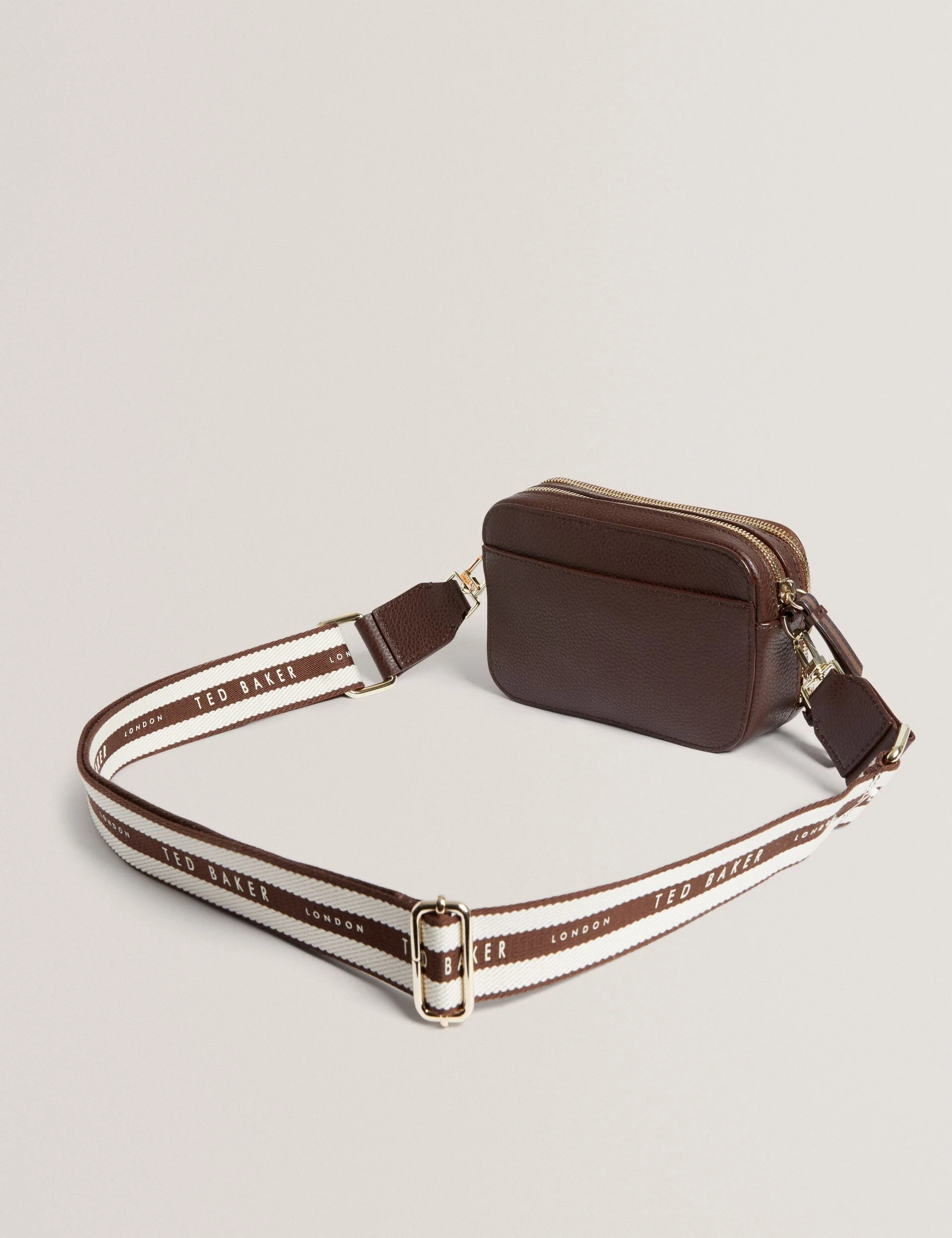 WILLSA | BROWN - Image 4