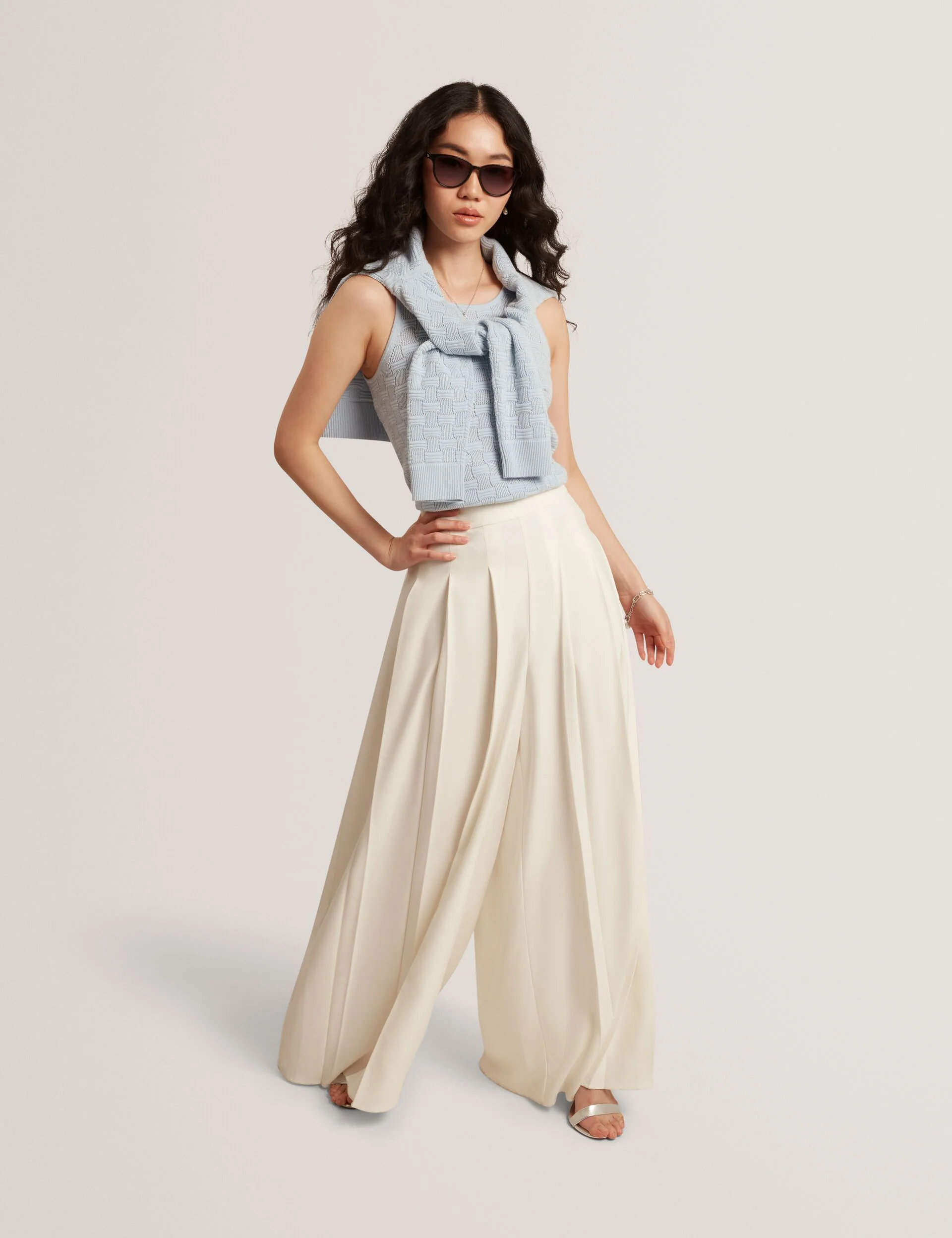 YUNA | PALE BLUE - Image 7