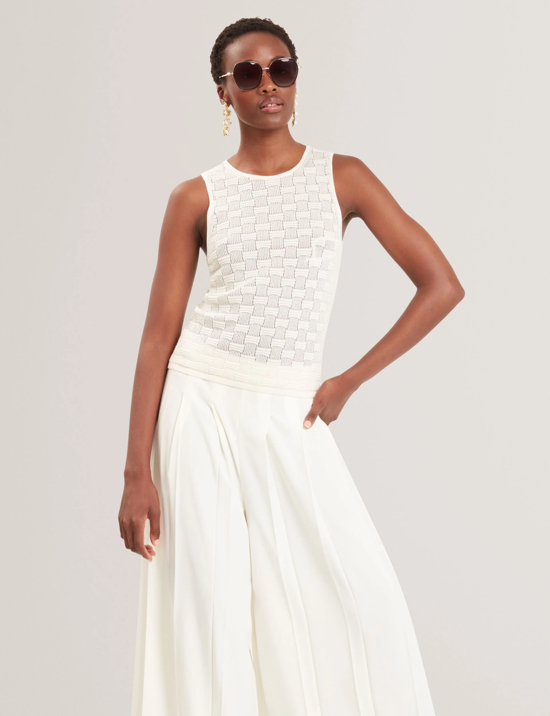 YUNA | WHITE